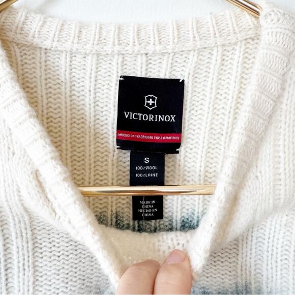 Victorinox Gradient Off White Wool Cable Knit Sweater S - Picture 5 of 6